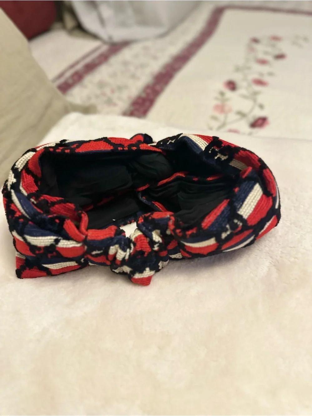 Gucci Red, Navy & White Bow Headband with Interlocking Logo only used for photo
